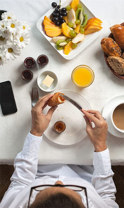 لانژ صبحانه خوری