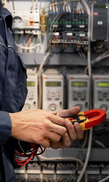 خدمات تعمیر و نگهداری